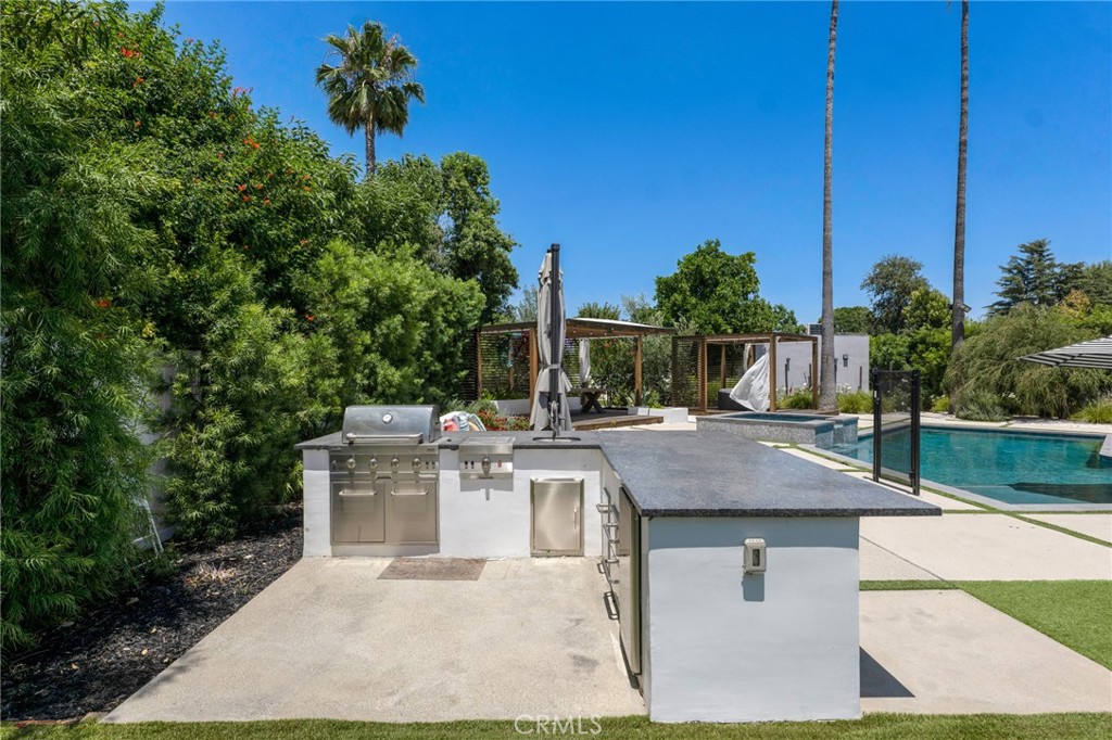 Property photo 43