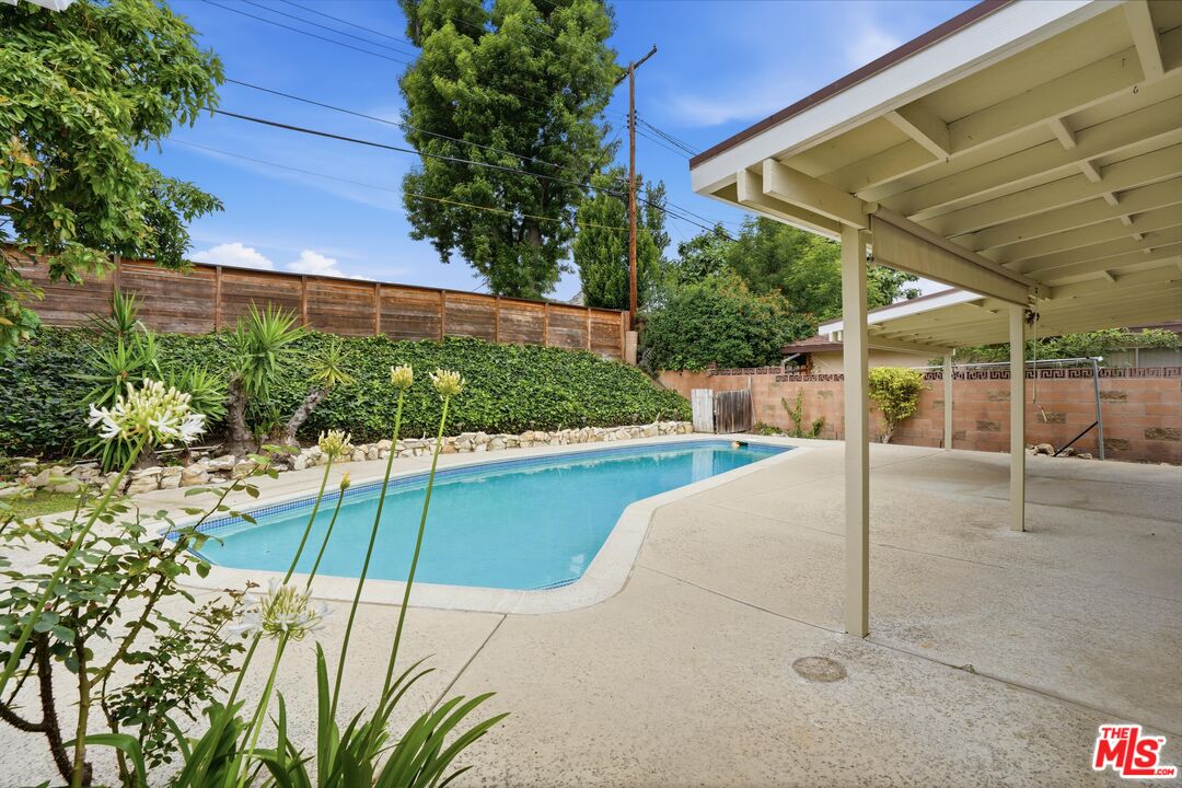 Property photo 25