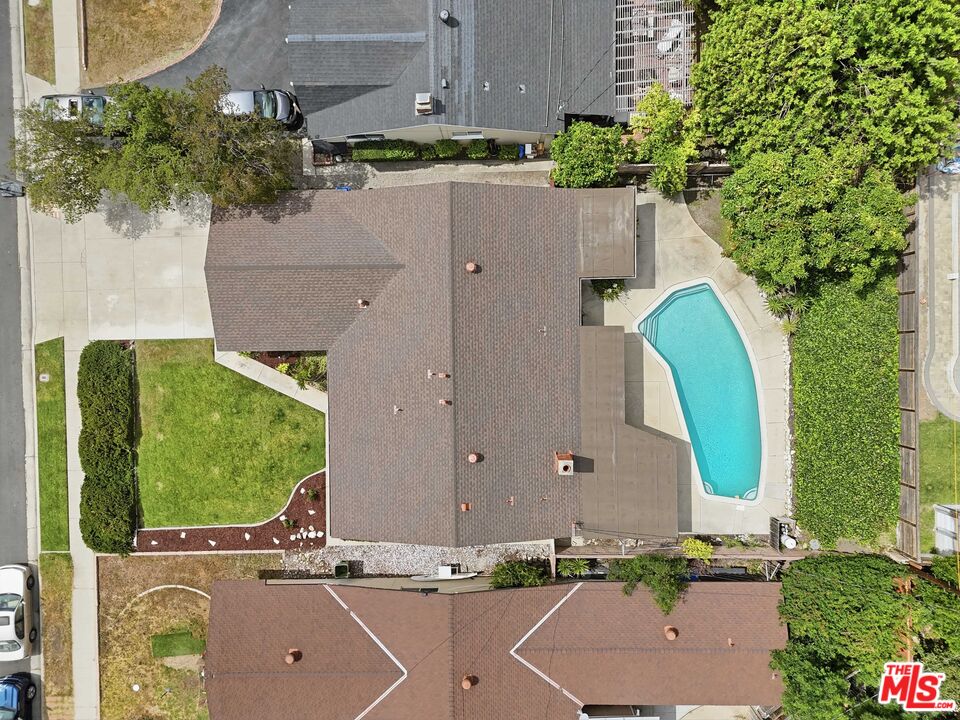 Property photo 32