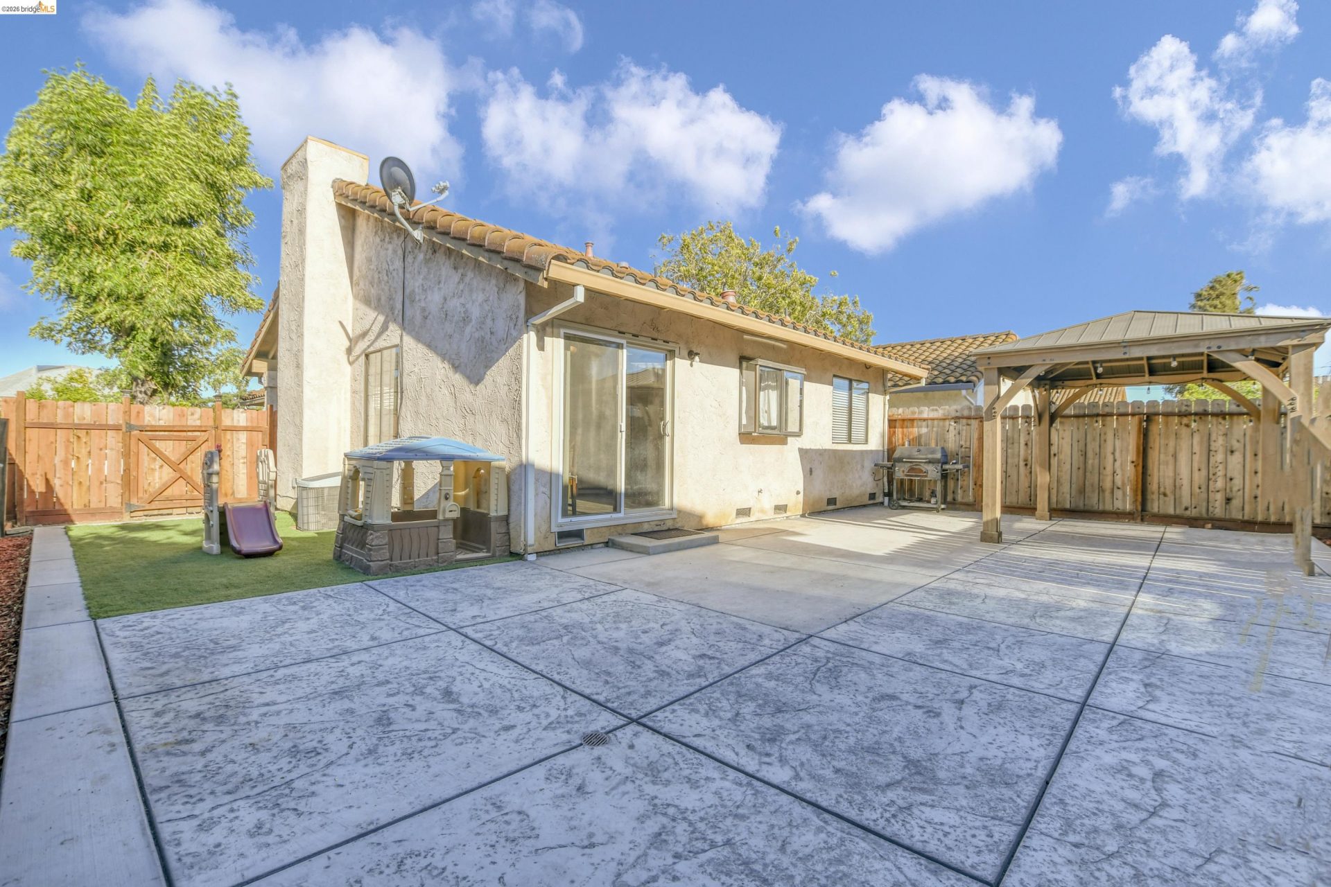 Property photo 28