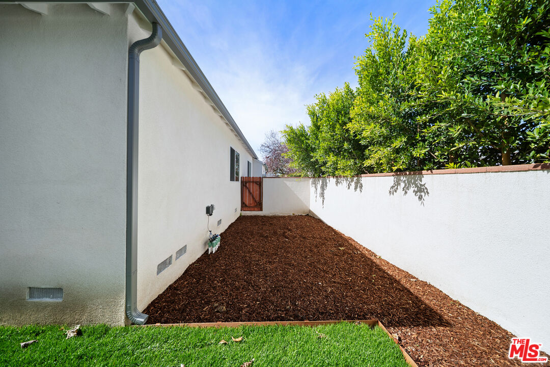Property photo 37