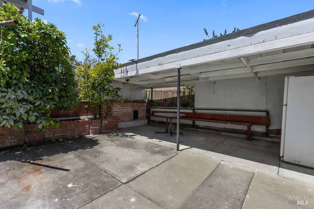 Property photo 32