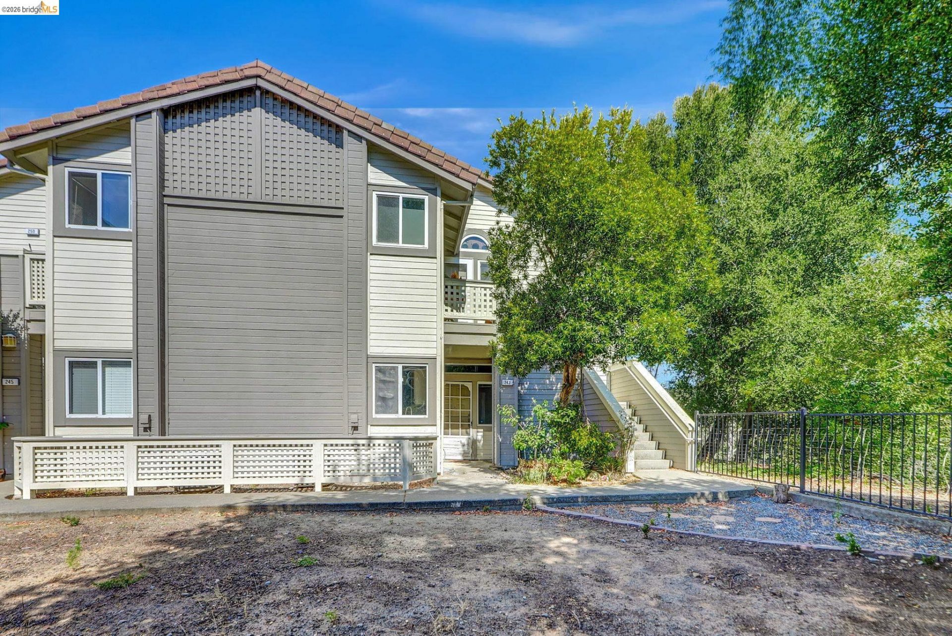 Property photo 33