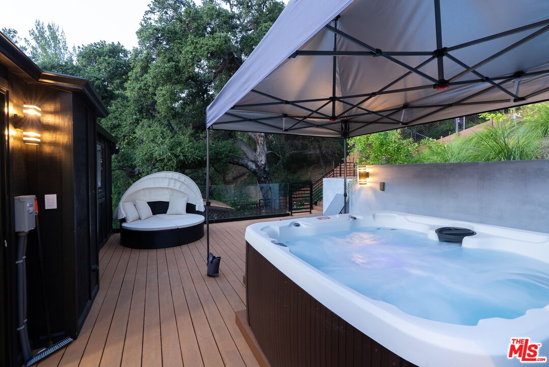 Property photo 38
