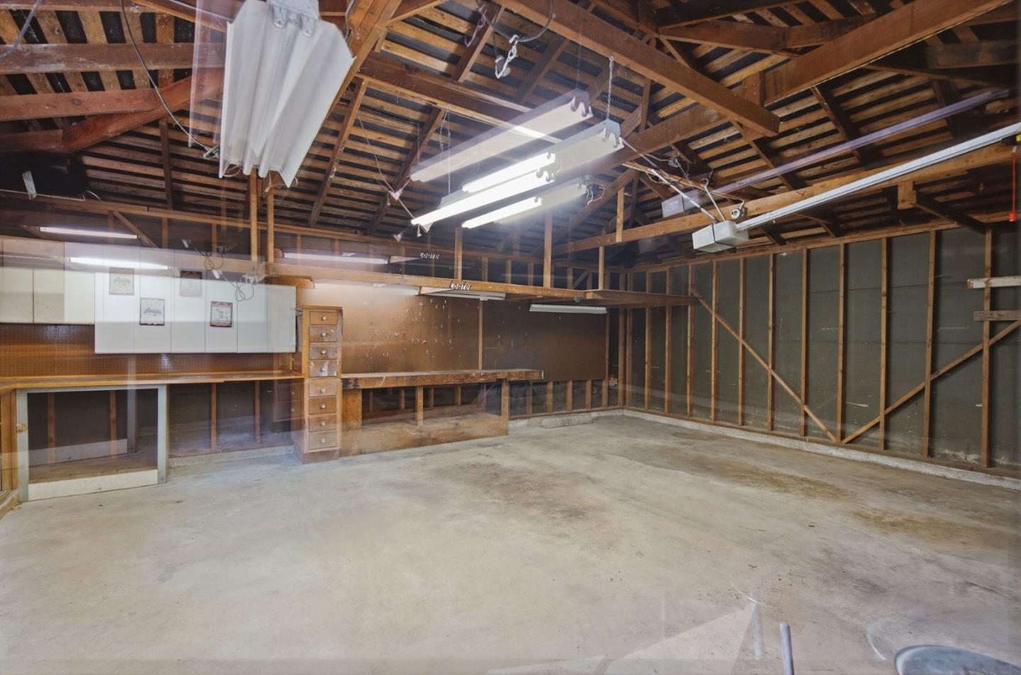 Property photo 40