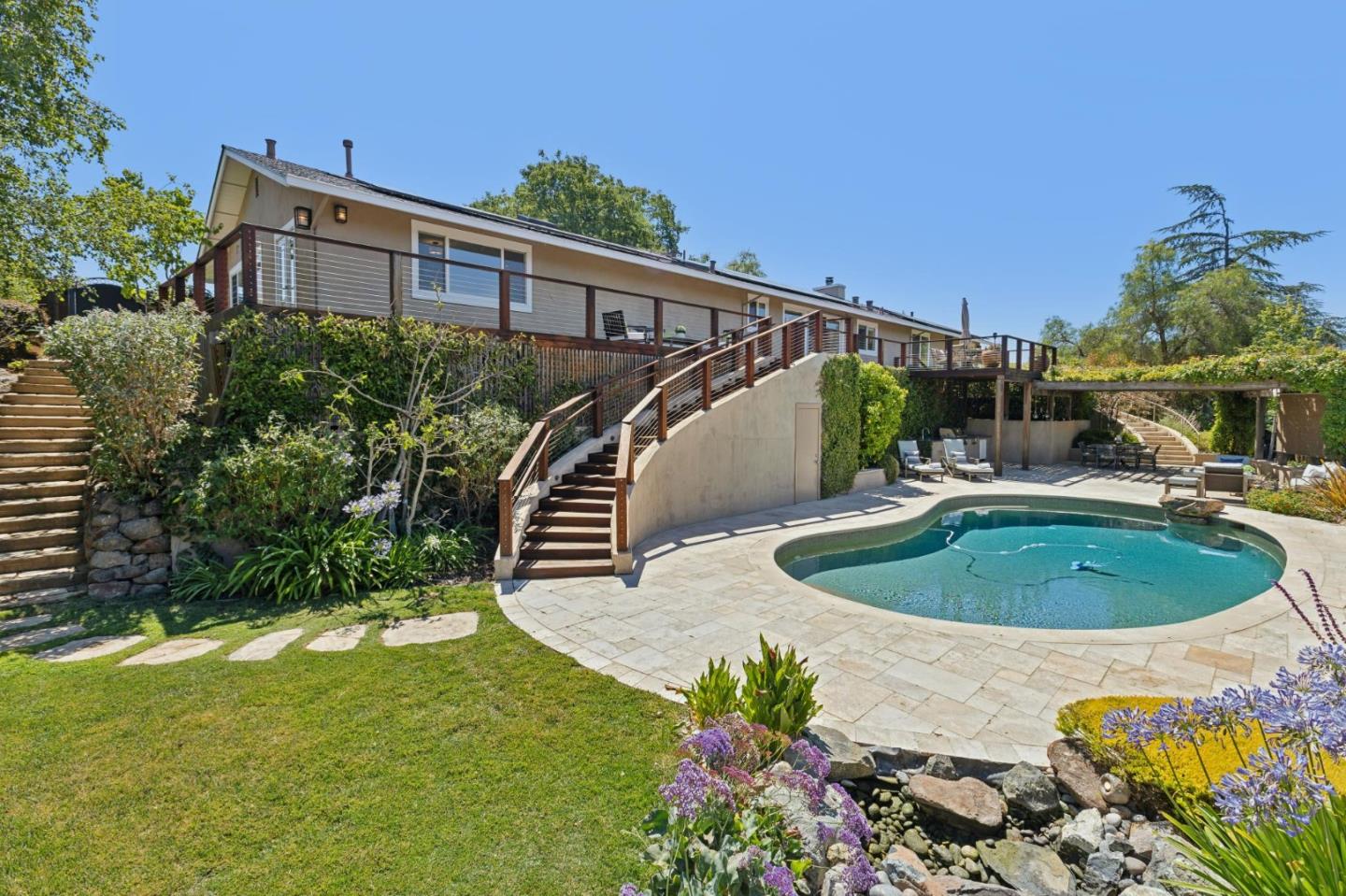Property photo 38