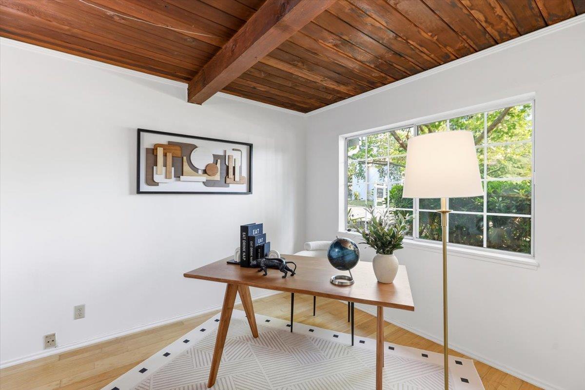 Property photo 44