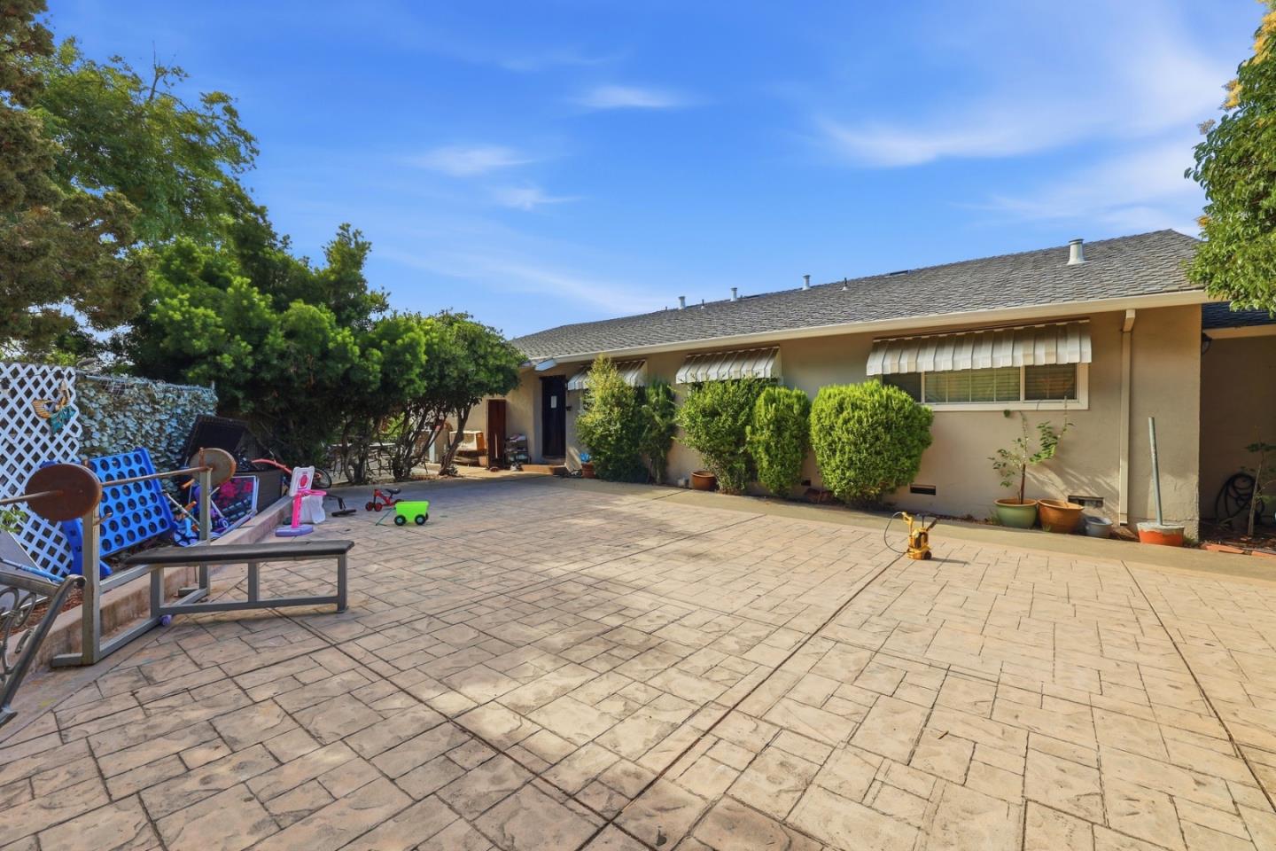 Property photo 46