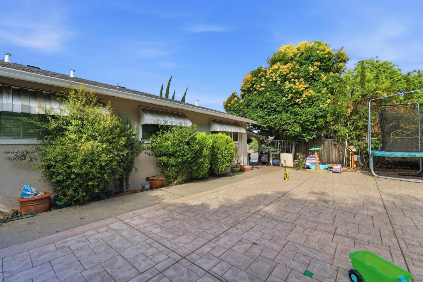 Property photo 48