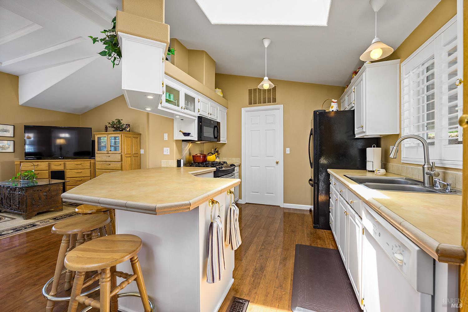 Property photo 16