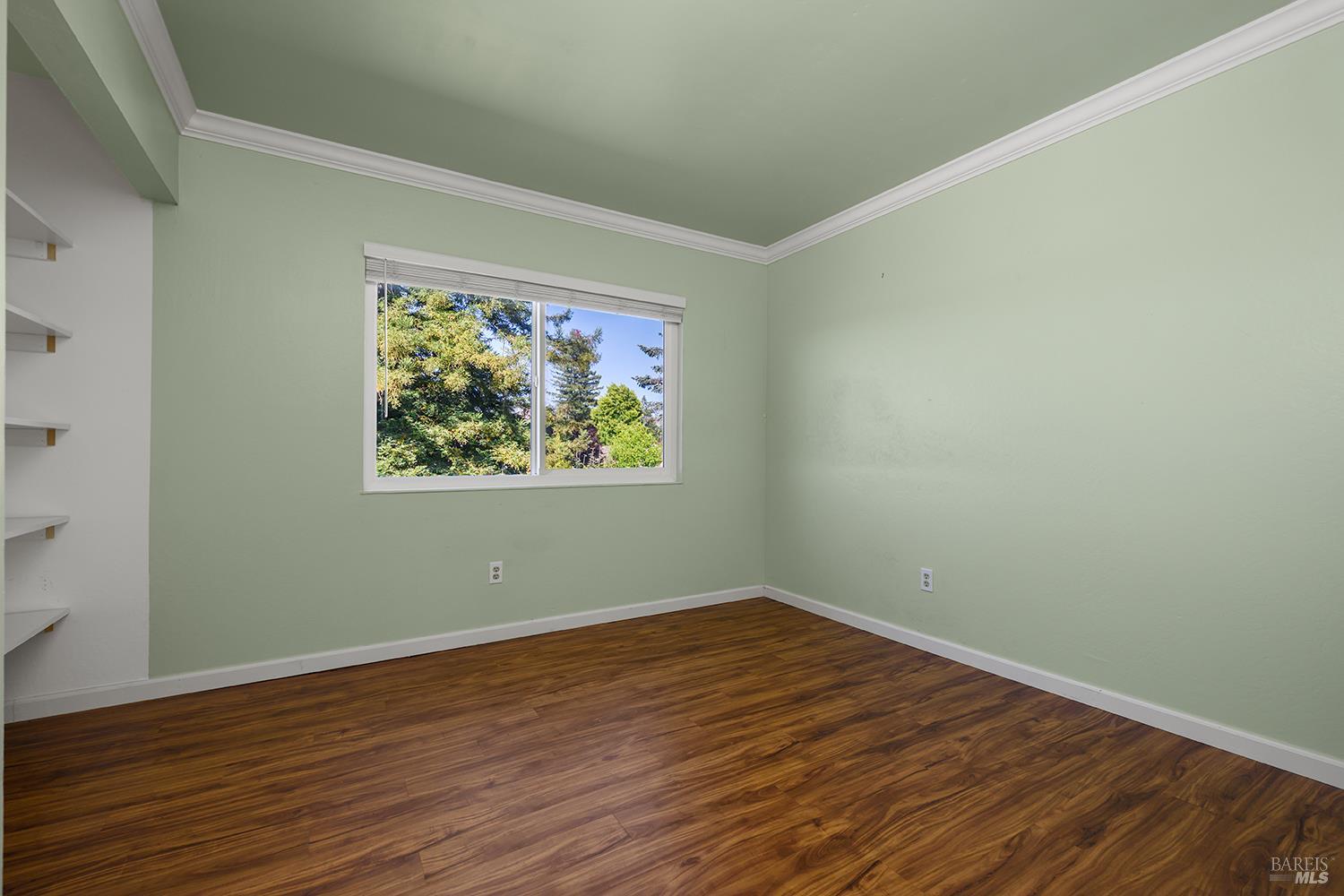 Property photo 36