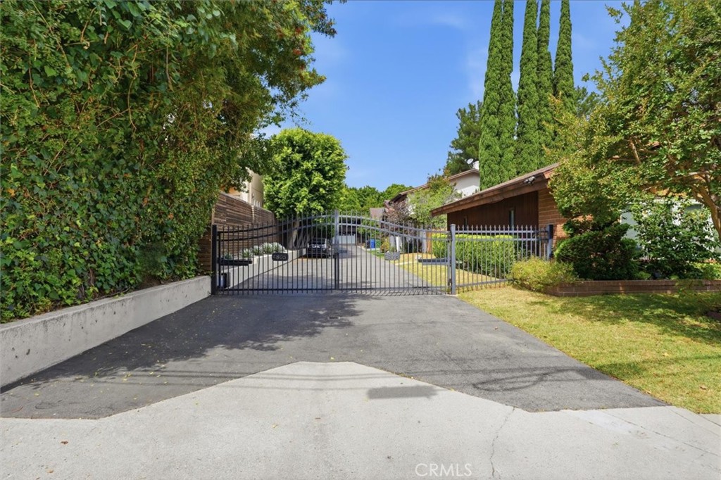 Property photo 48