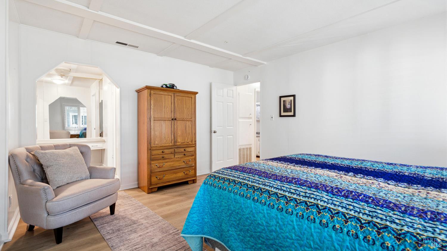 Property photo 28