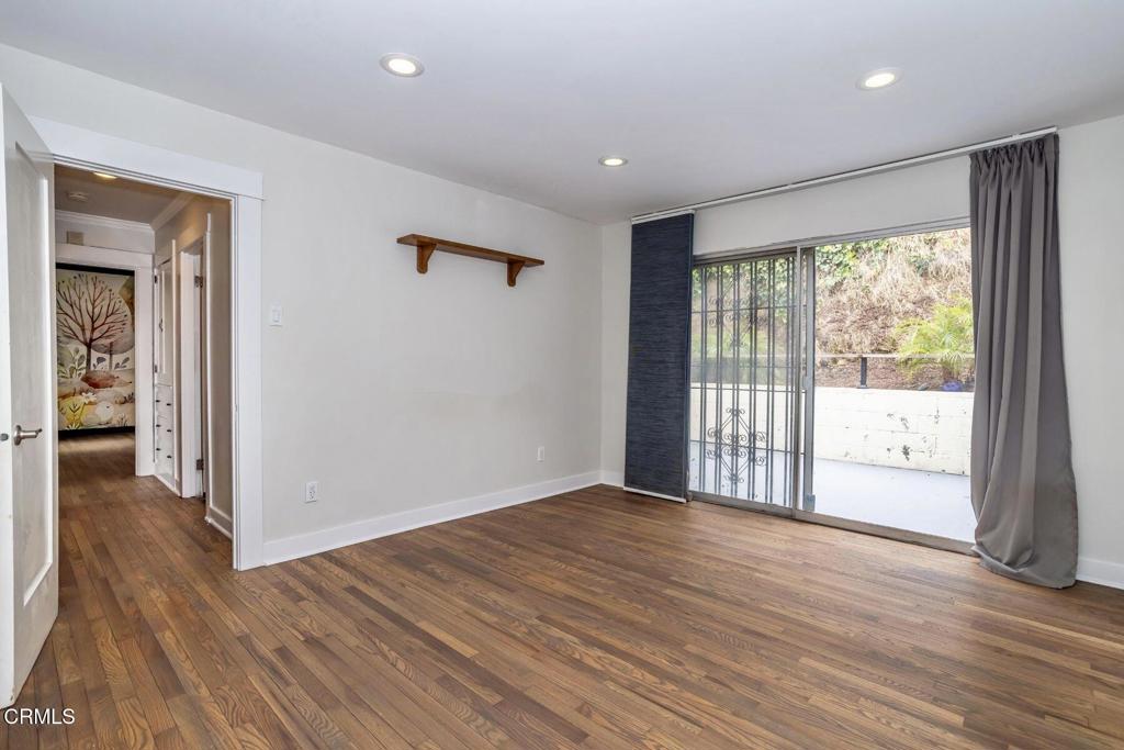 Property photo 28