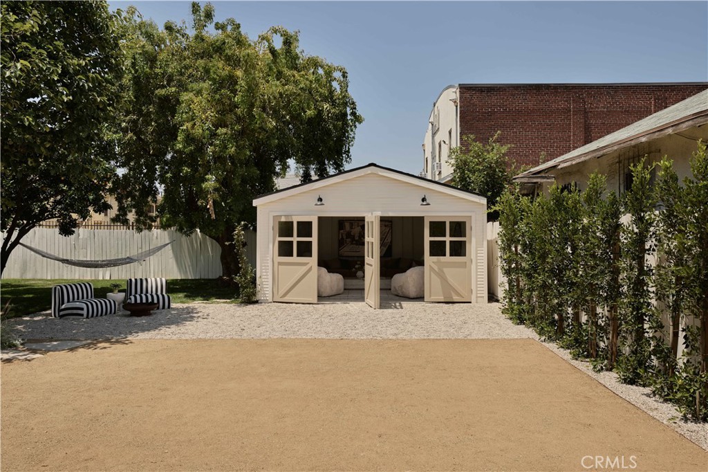 Property photo 40