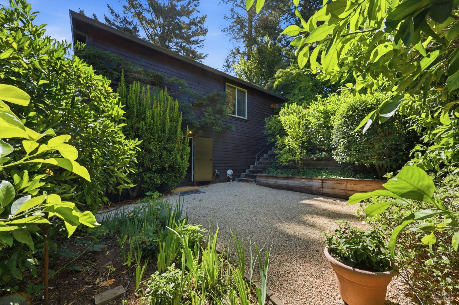 Property photo 33