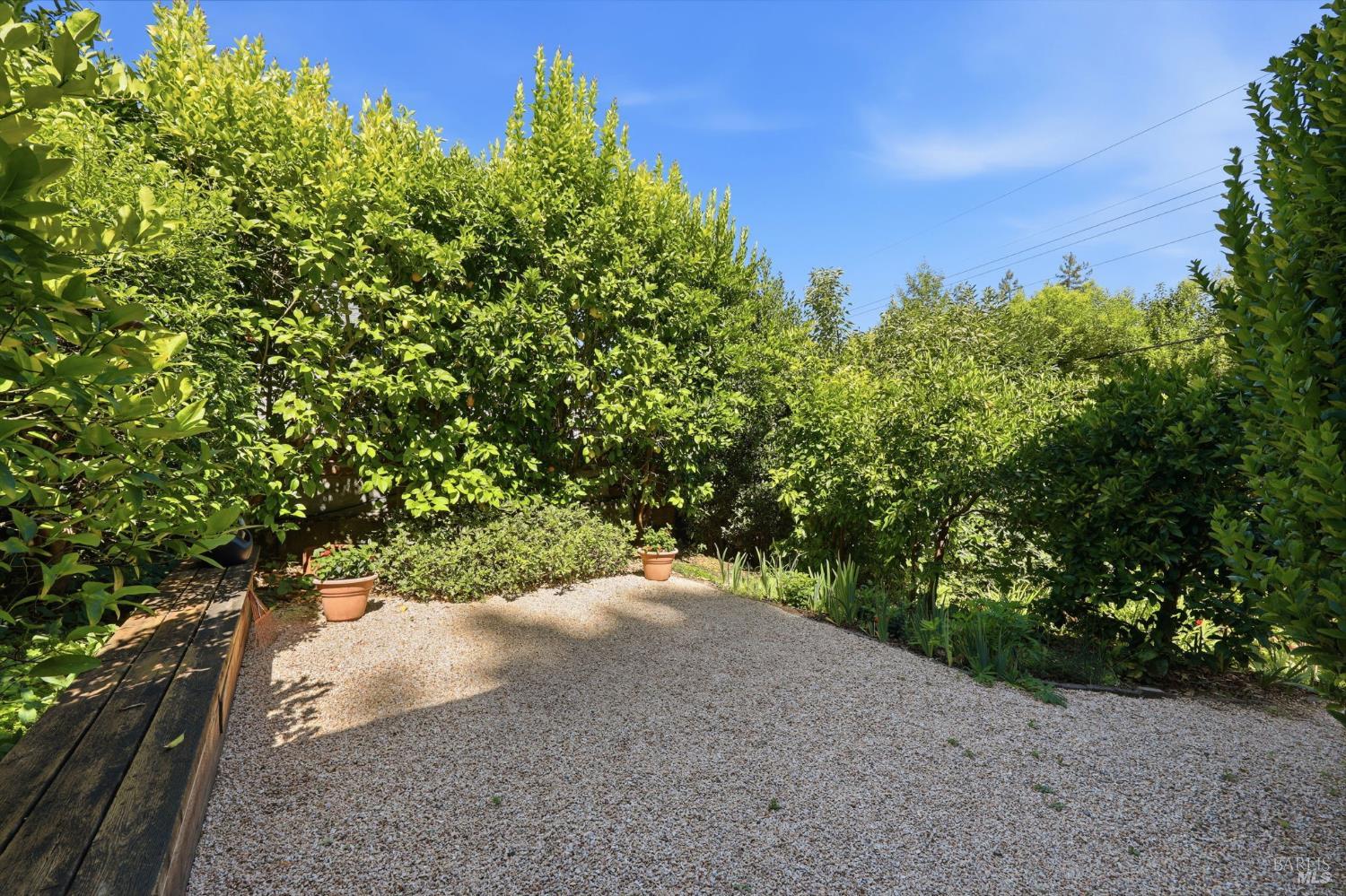 Property photo 40