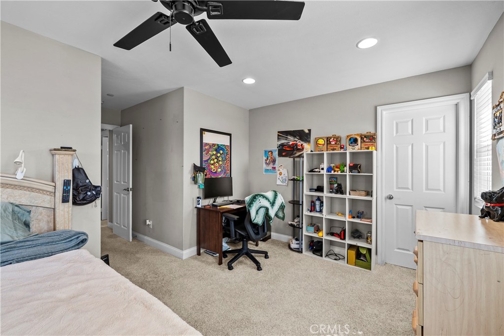 Property photo 32