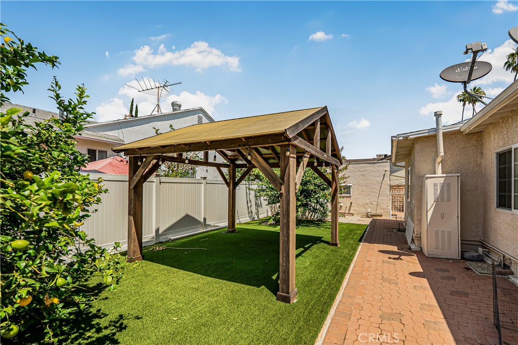 Property photo 28