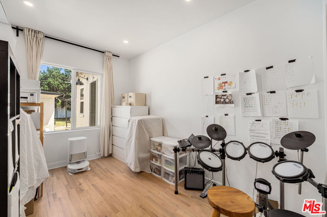 Property photo 30