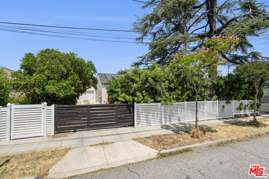 Property photo 48