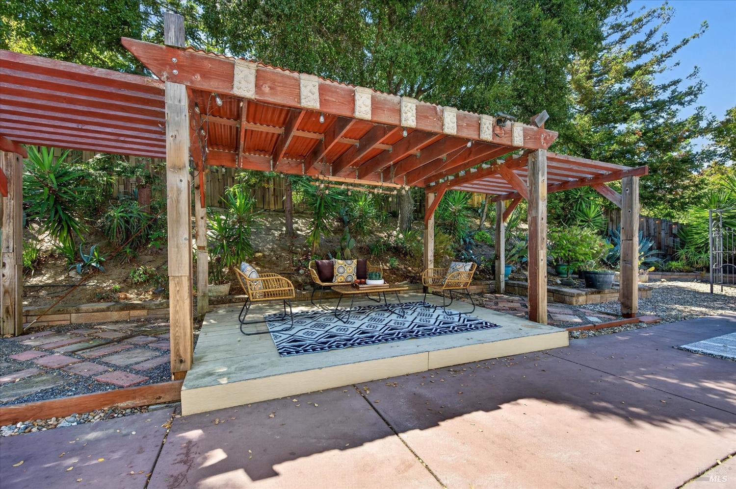 Property photo 24