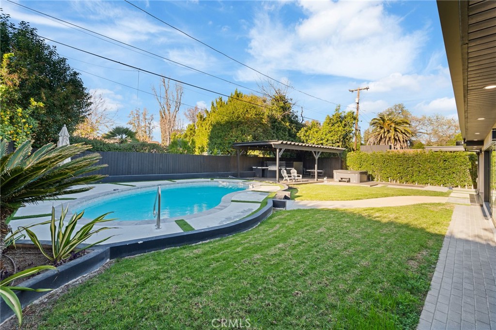 Property photo 46