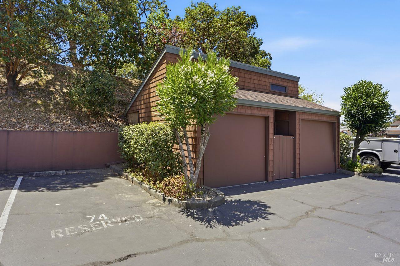 Property photo 43