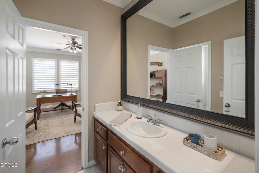 Property photo 35