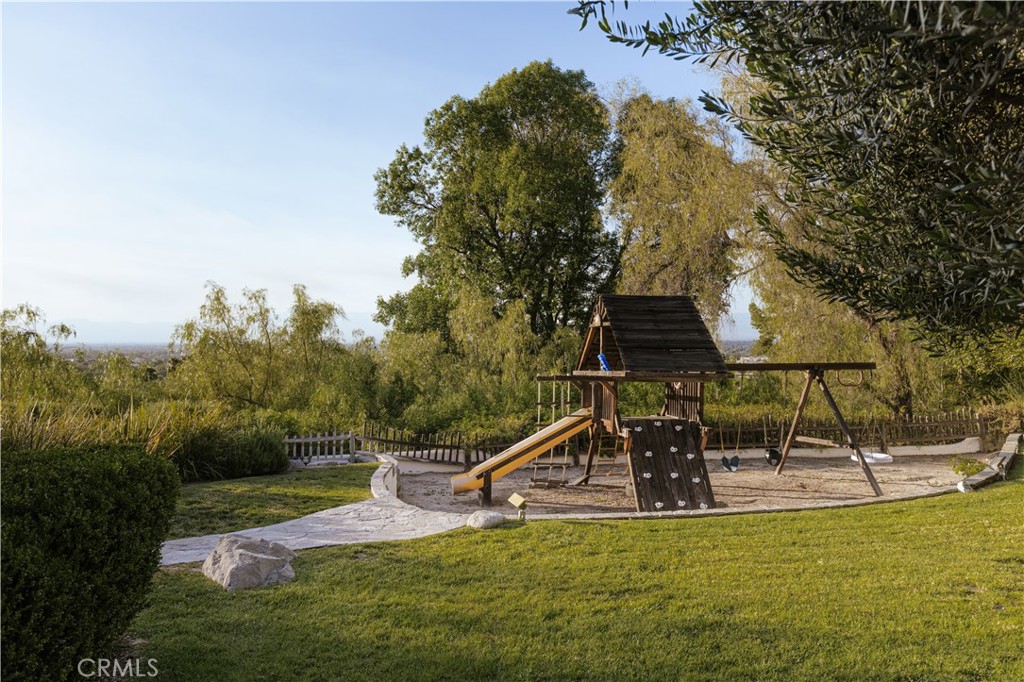 Property photo 43