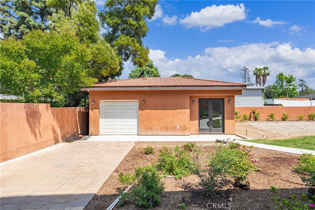 Property photo 32