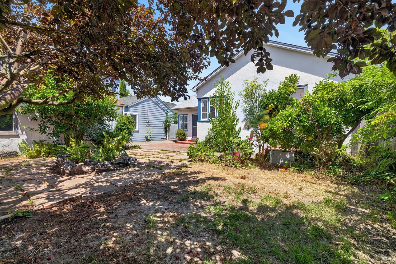 Property photo 32