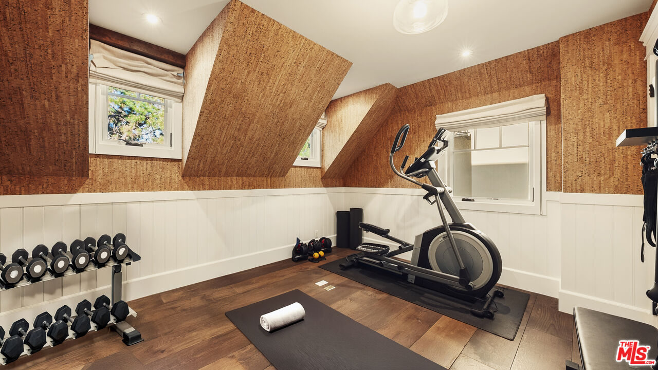 Property photo 24