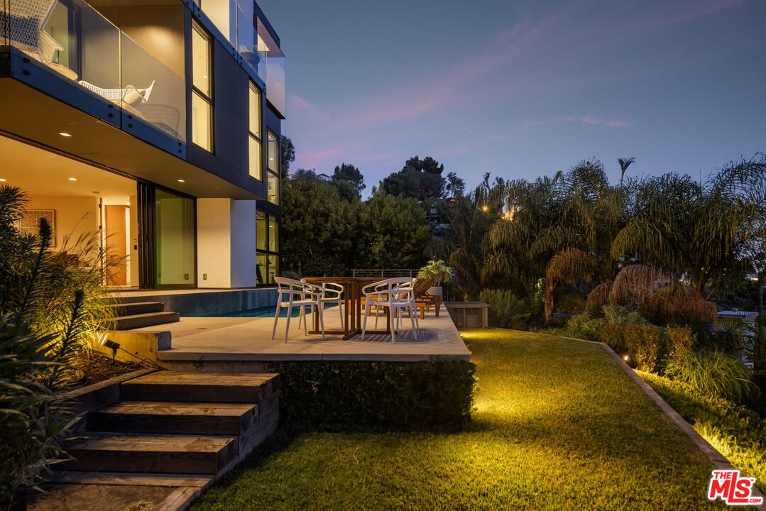 Property photo 32
