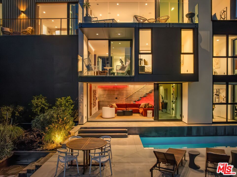 Property photo 33