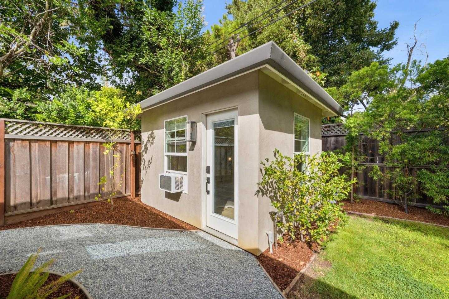 Property photo 35