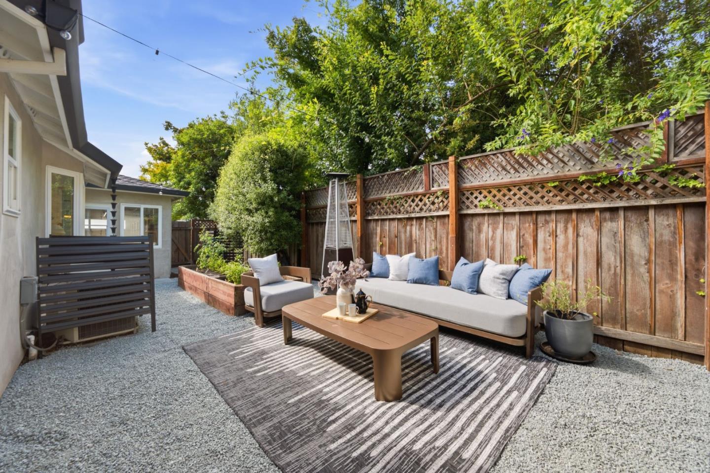 Property photo 38
