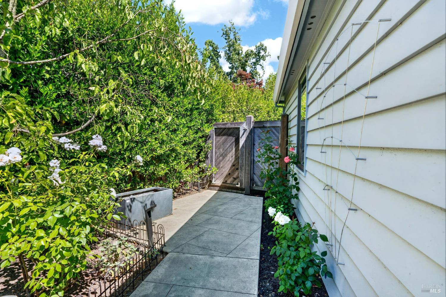 Property photo 50