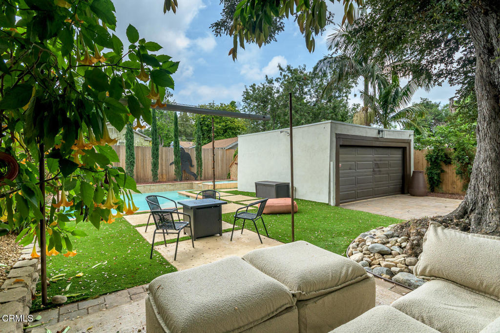 Property photo 33