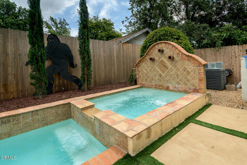 Property photo 35