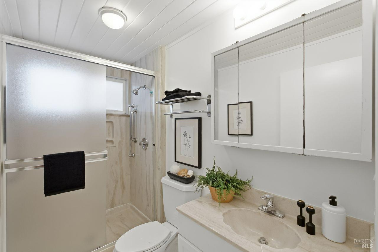 Property photo 38