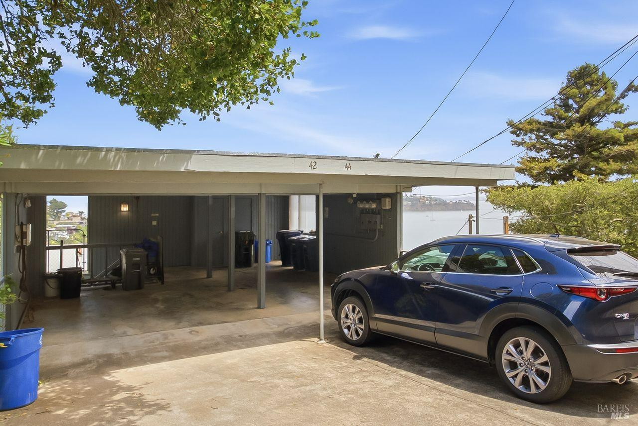 Property photo 44
