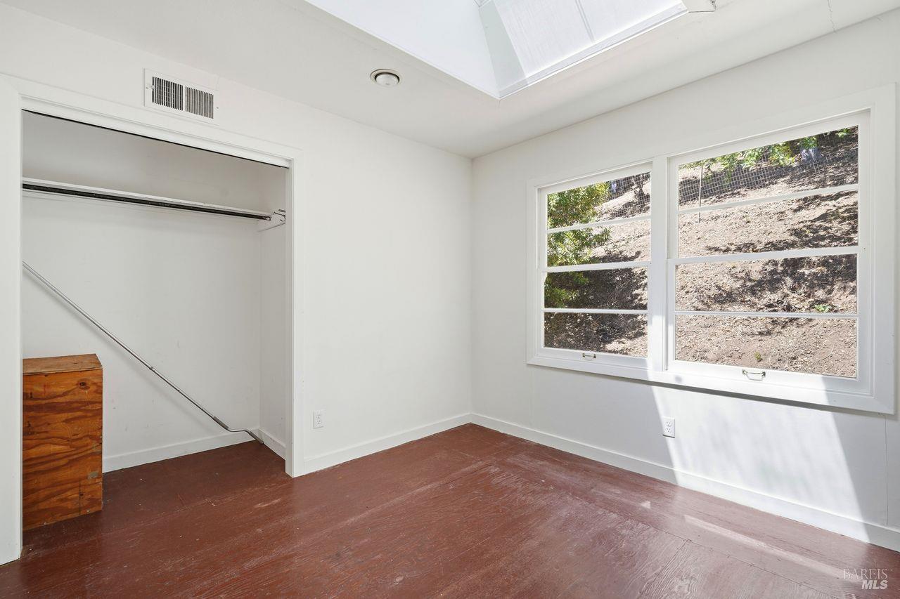 Property photo 35