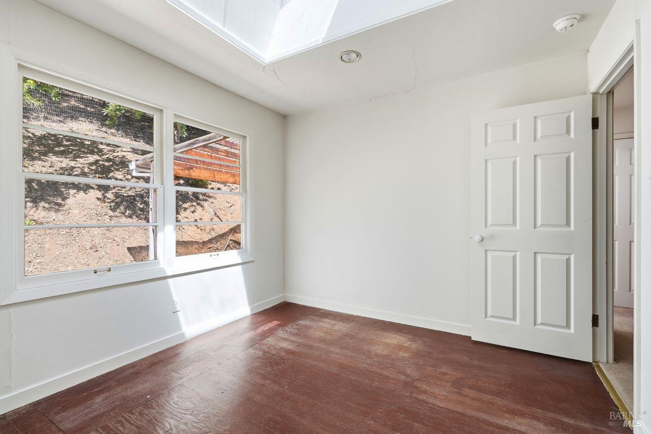 Property photo 37