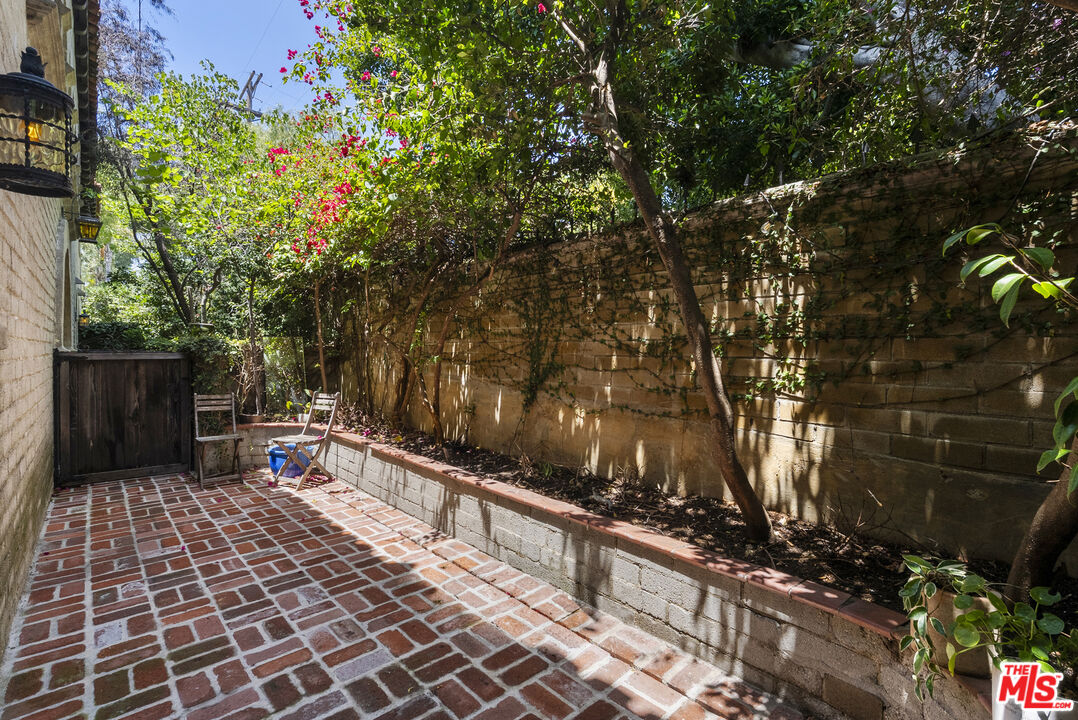 Property photo 30