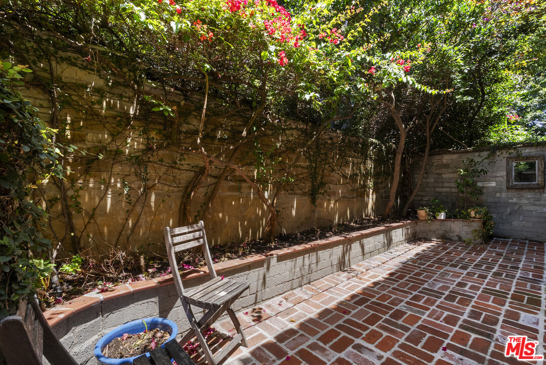 Property photo 31