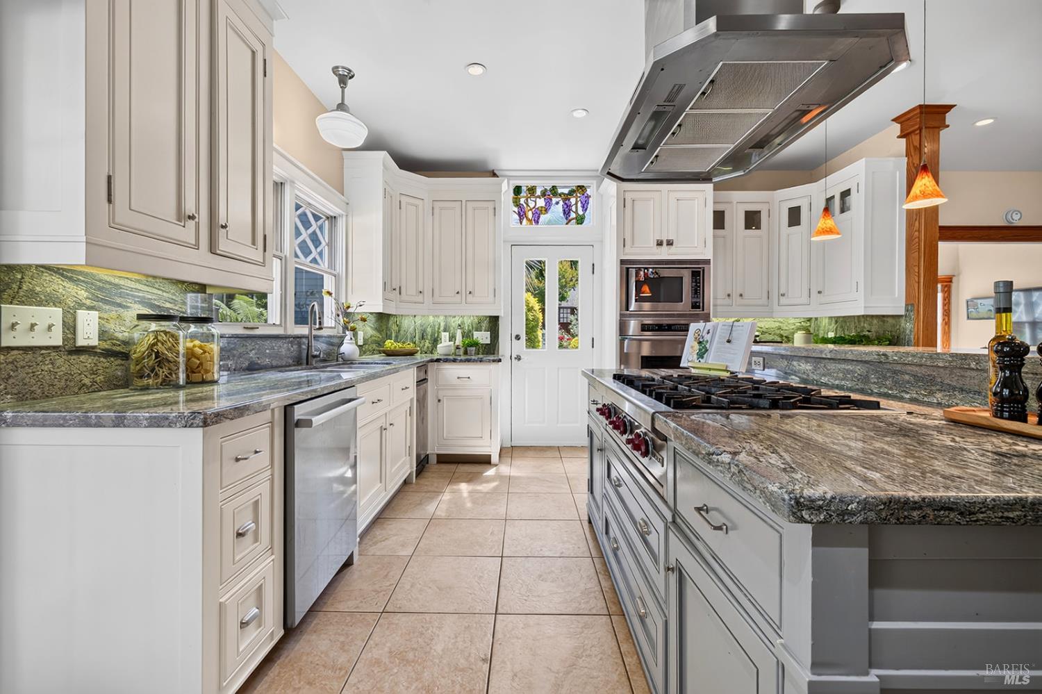 Property photo 35