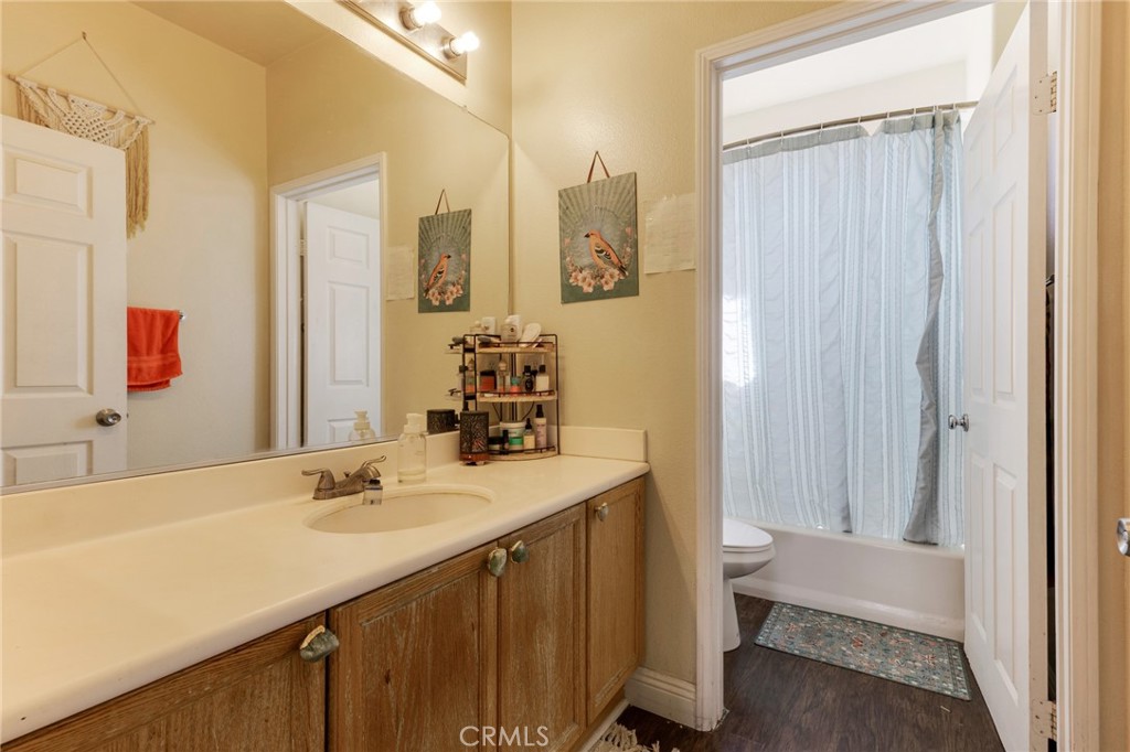 Property photo 33