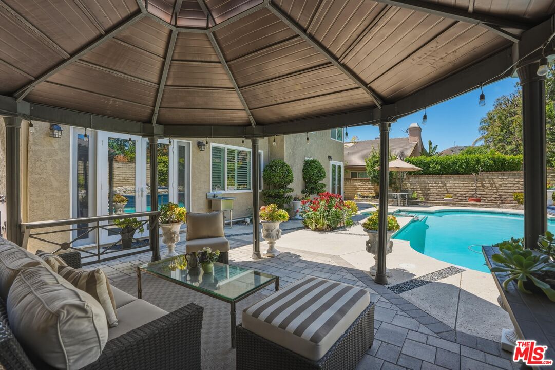 Property photo 25