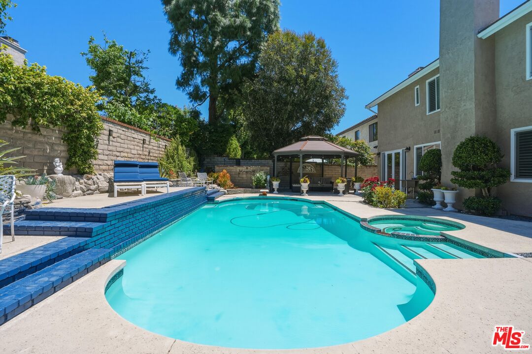 Property photo 42